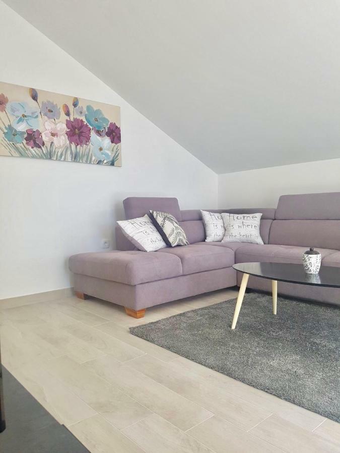 Apartment Hera With Balcony And Free Parking Zadar Buitenkant foto
