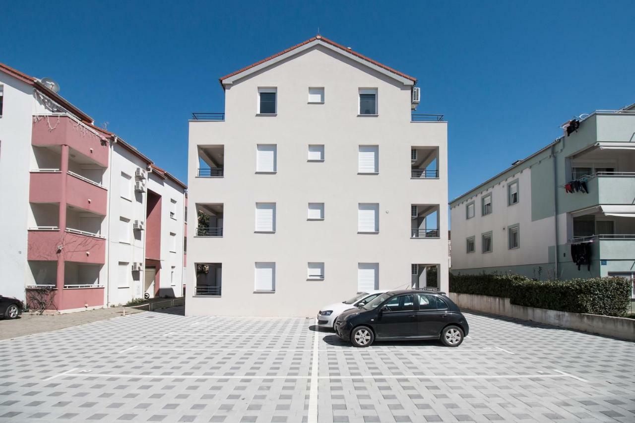 Apartment Hera With Balcony And Free Parking Zadar Buitenkant foto