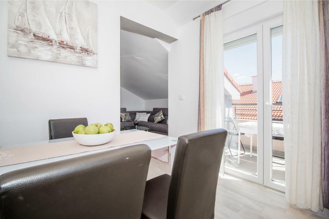 Apartment Hera With Balcony And Free Parking Zadar Buitenkant foto