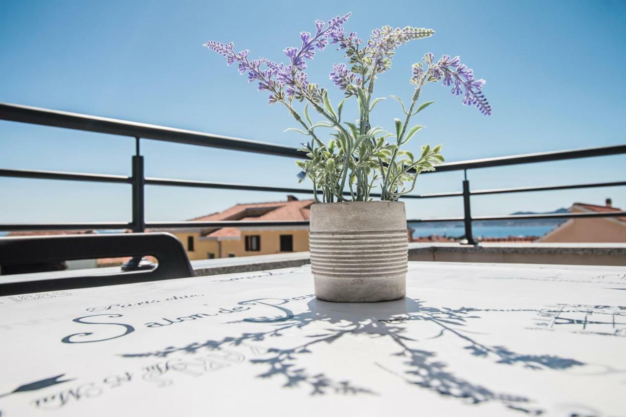 Apartment Hera With Balcony And Free Parking Zadar Buitenkant foto